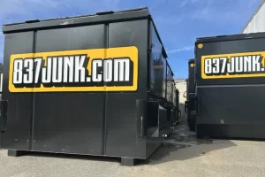 Front End Load Dumpsters for Commercial Use